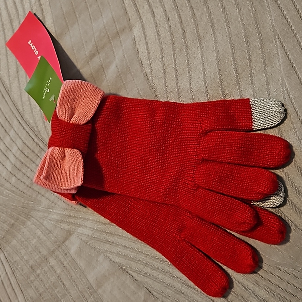 NWT Kate Spade Tech Friendly Knit Gloves